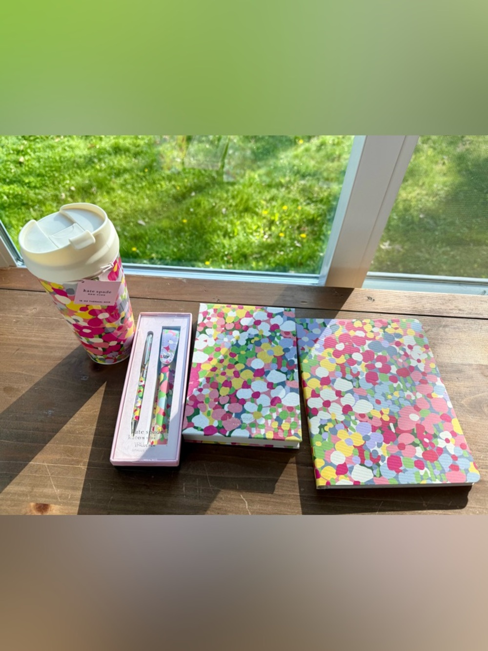 Kate Spade NWT Floral Dot Desk Set Mug Notebook Pen Bundle Gift